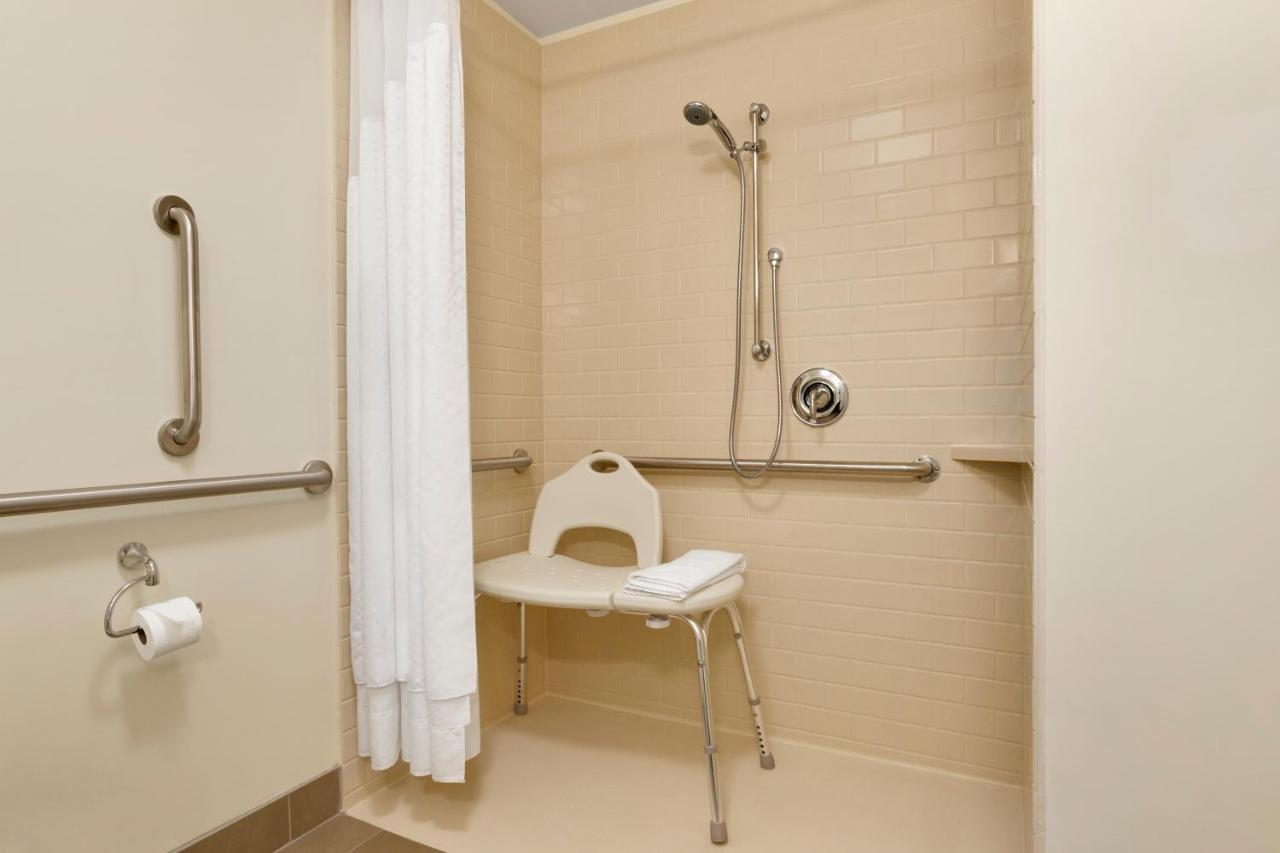 Candlewood Suites Vestal - Binghamton By Ihg Ngoại thất bức ảnh